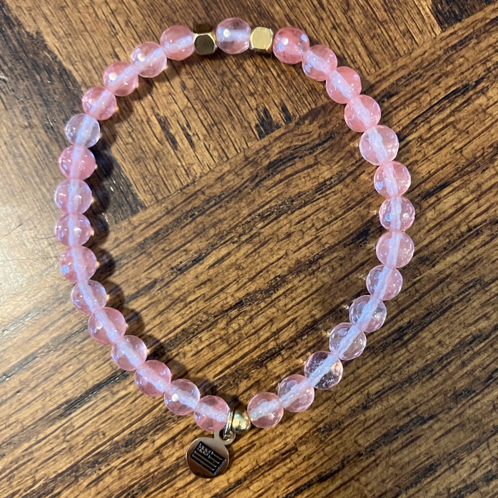 Elegant Pink Beaded Bracelet with Gold Accents